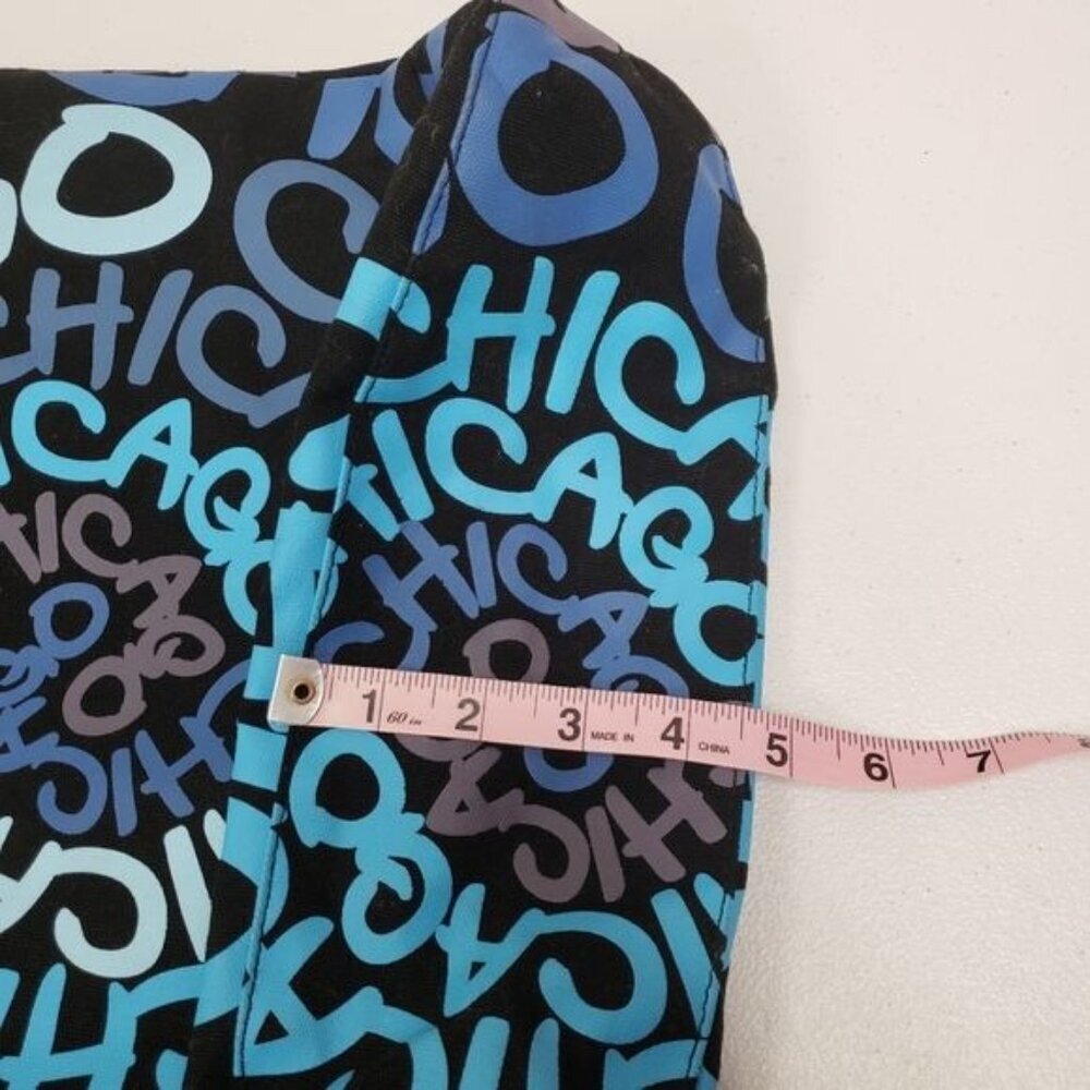 Robin Ruth Chicago Crossbody Bag - Picture 11 of 12